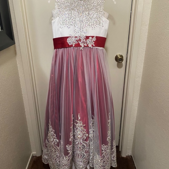 Pageant Gown - Picture 4 of 4